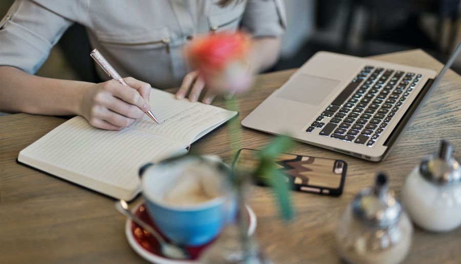copywriter